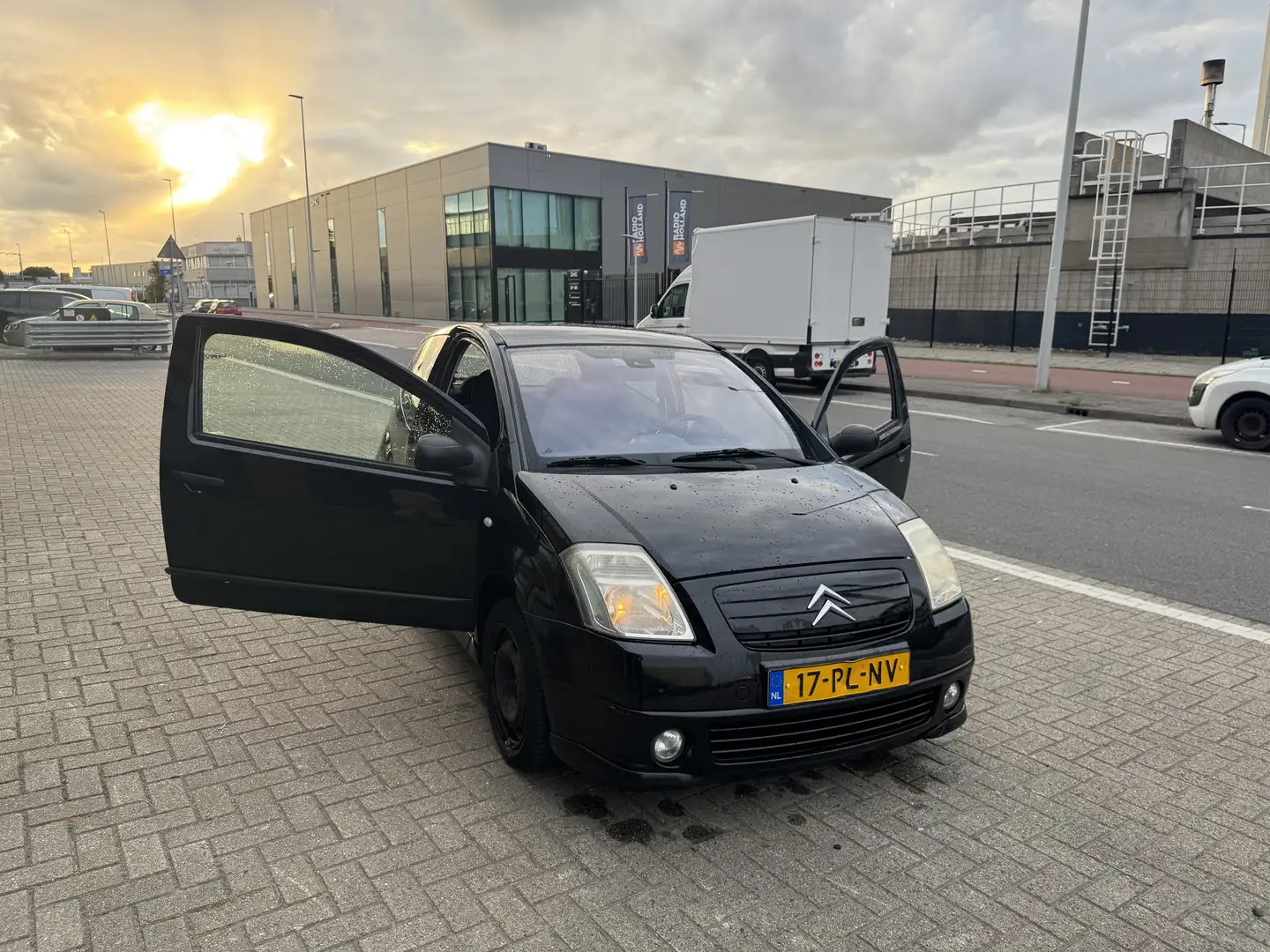 Citroen C2 1.4i semi automaat met 2 mankementen Zwart - 1