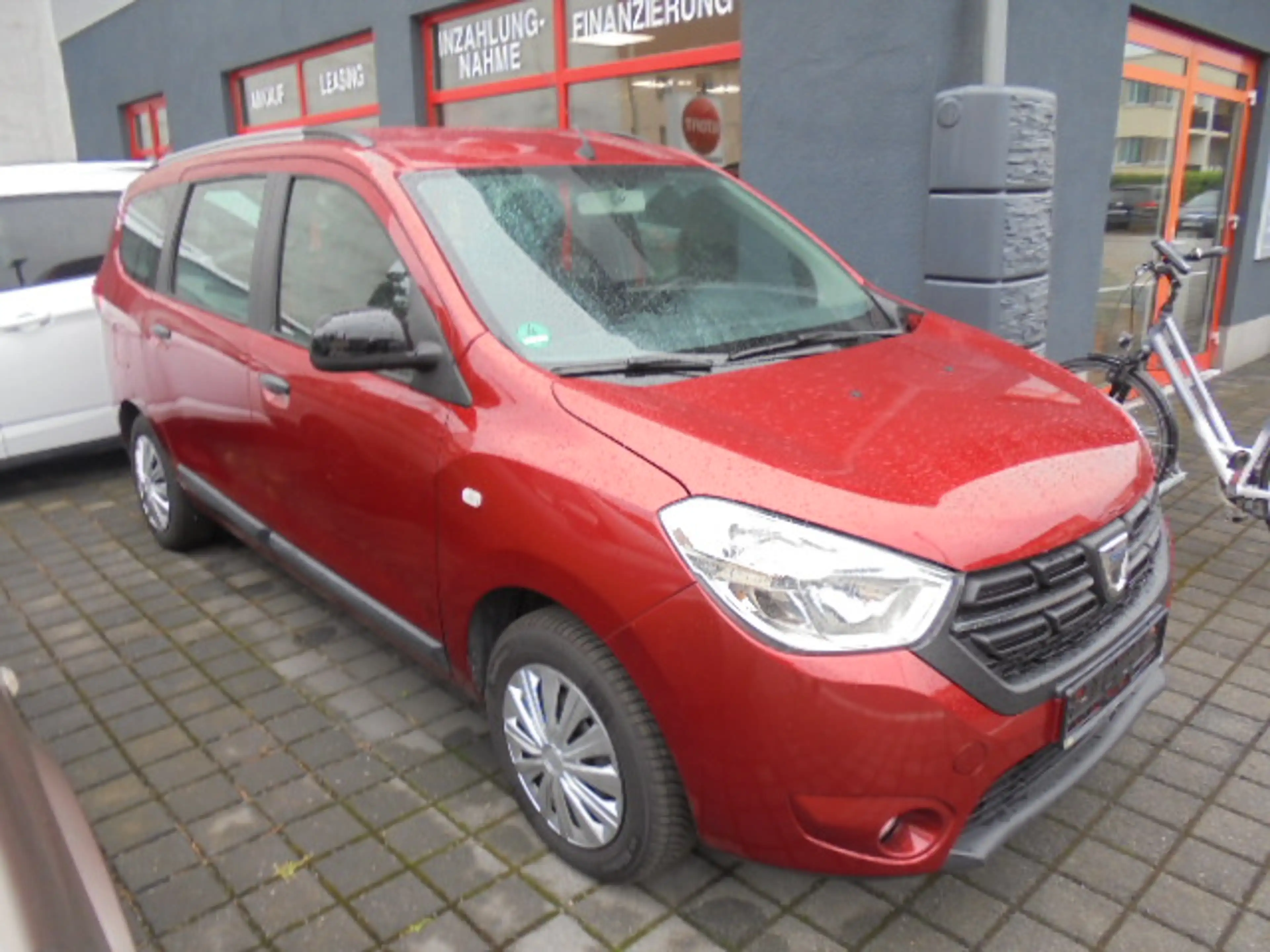 Dacia Lodgy Comfort — photo 3