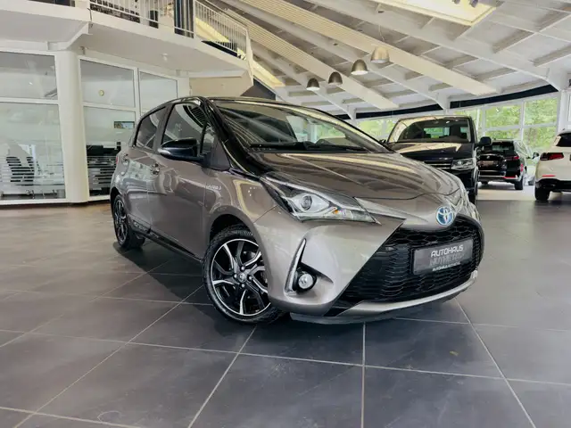 Toyota Yaris main image