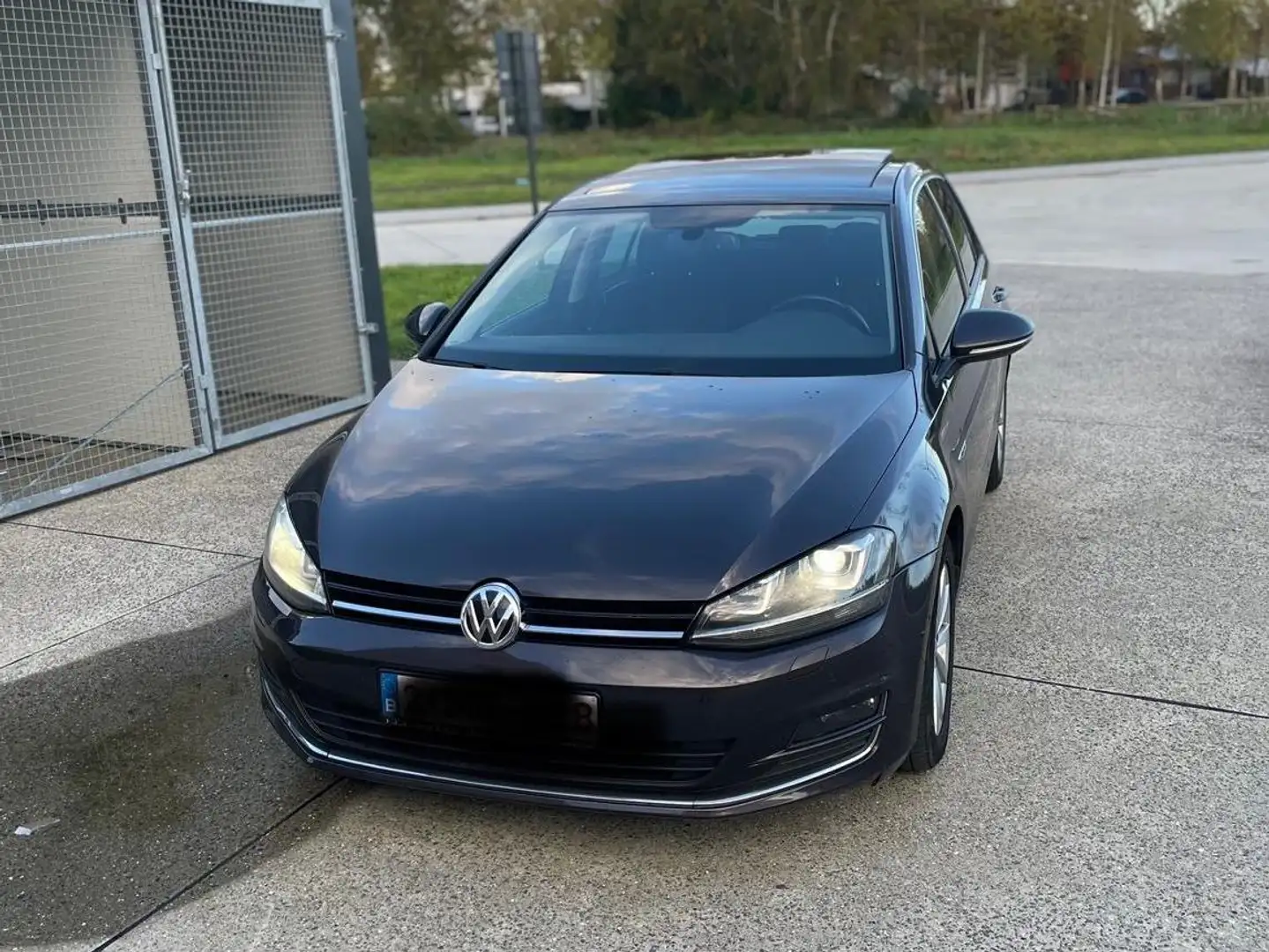 Volkswagen Golf Golf 2.0 TDI DSG Gris - 1