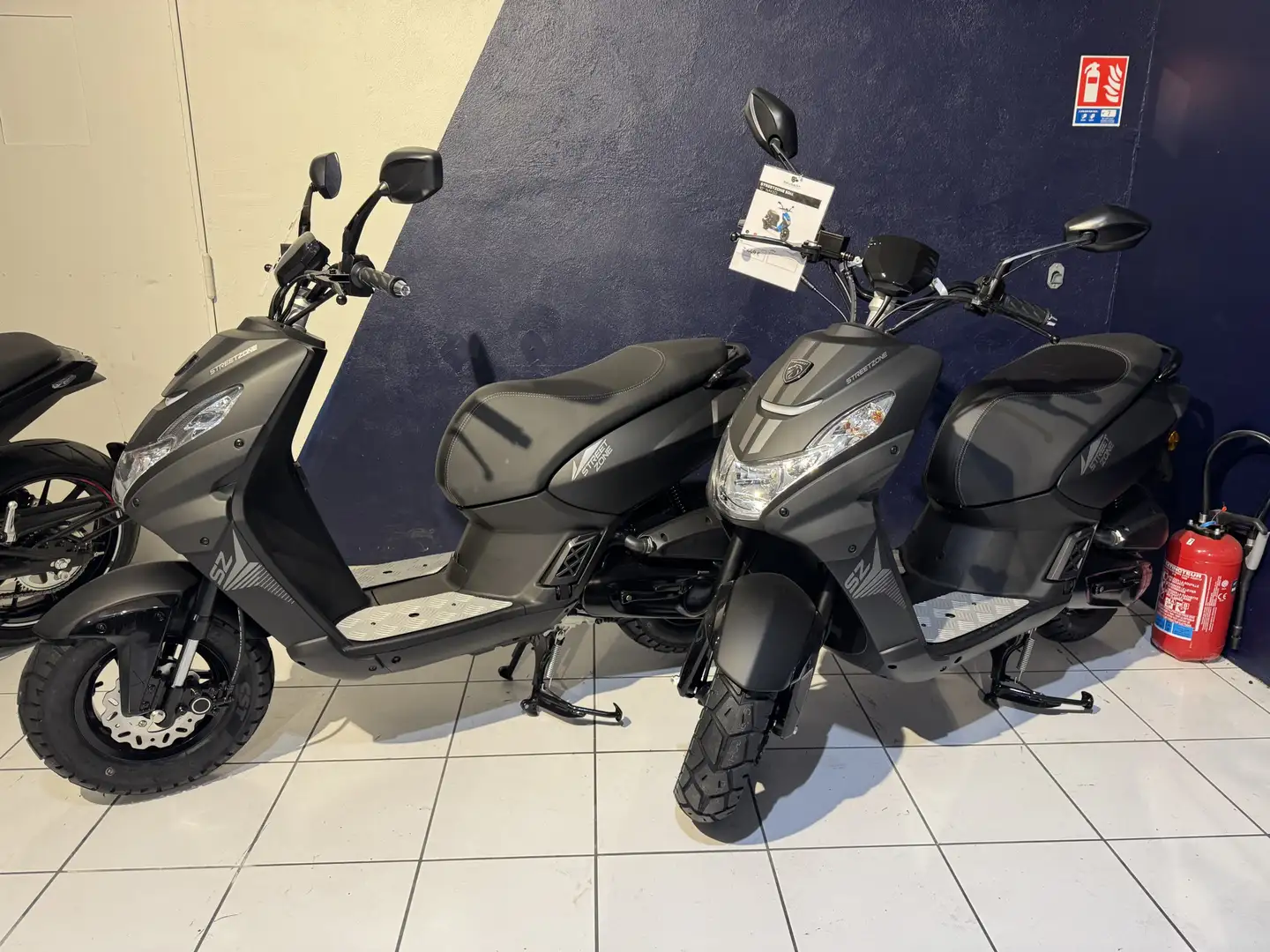 Peugeot Streetzone - 1