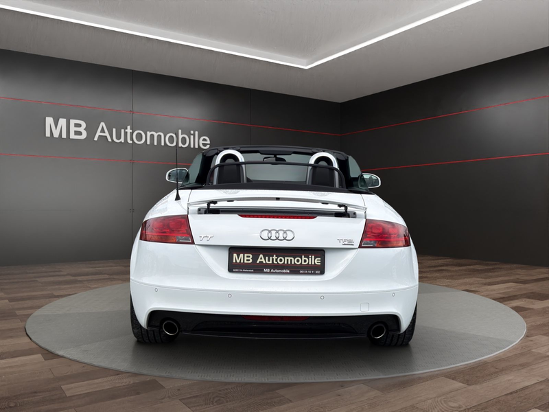 Audi TT Coupe 2.0 TFSI Roadster quattro  S line — photo 8