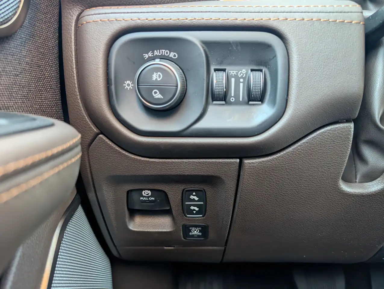 RAM 1500 photo RAM 1500