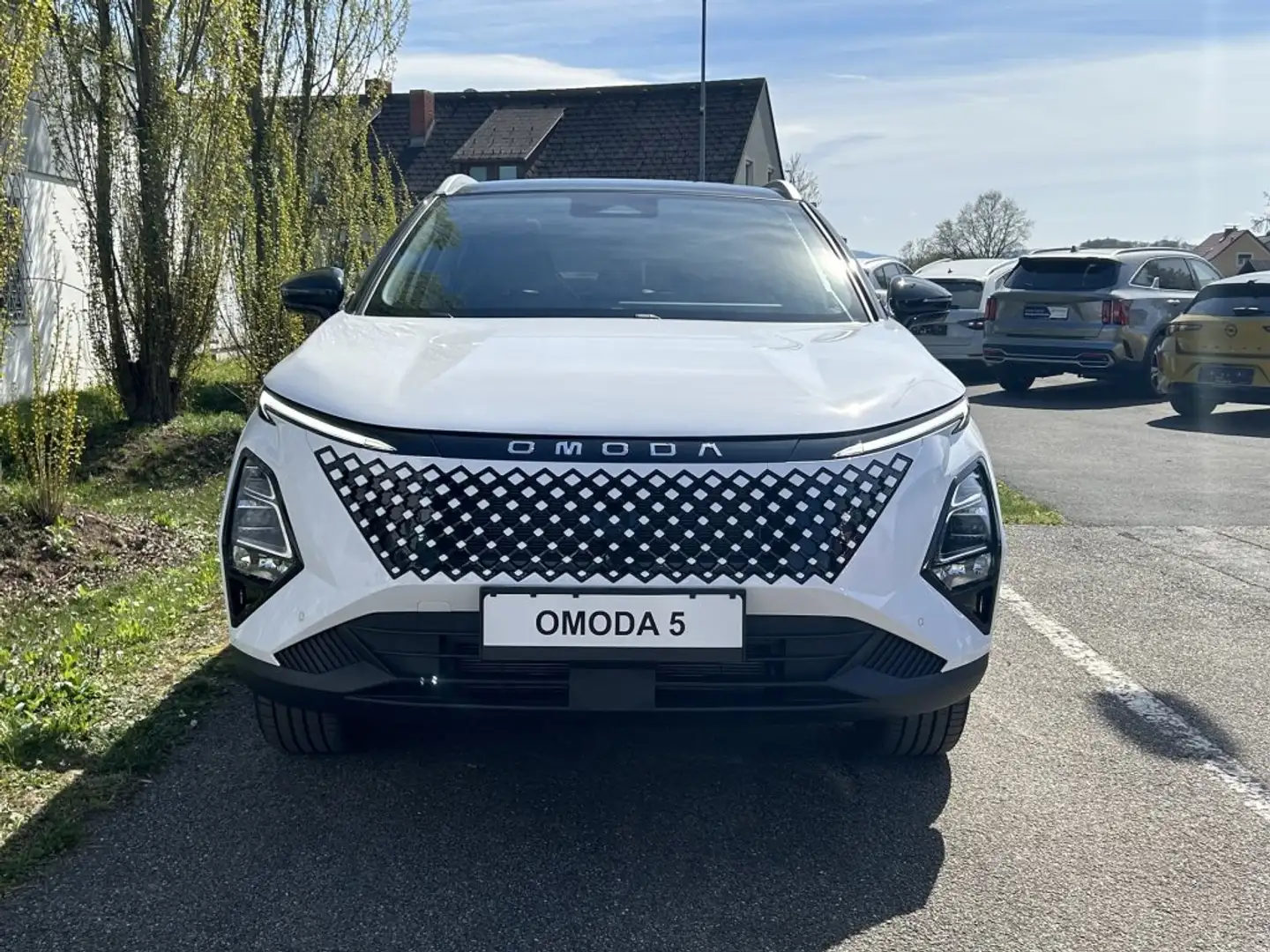 Omoda 5 FHEV Premium Schwarz - 2