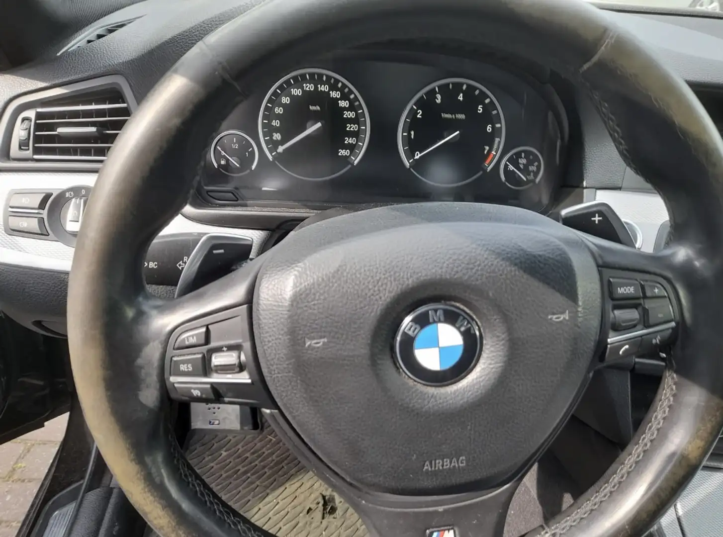 BMW 520 520i Sport-Aut. M-Paket Twinturbo - 1