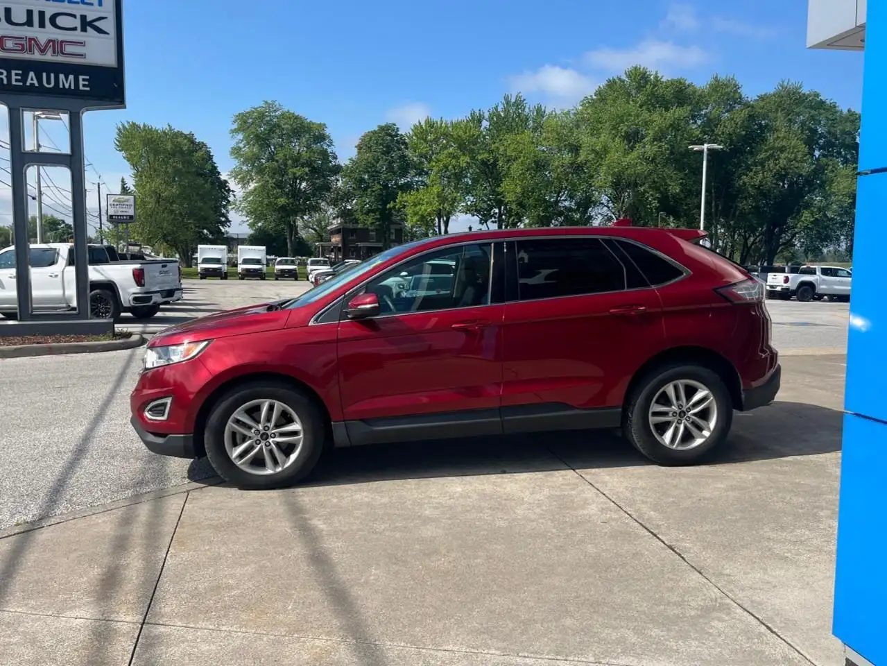 Ford Edge photo Ford Edge