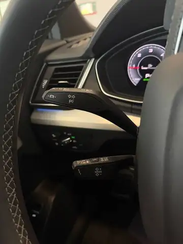 Audi Q5 view 19