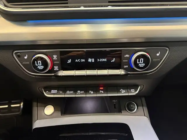 Audi Q5 view 28