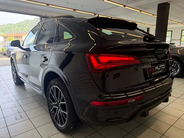 Audi Q5 view 5