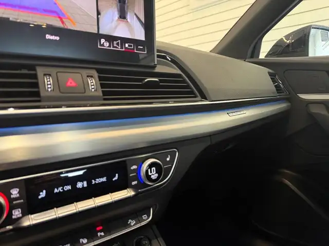 Audi Q5 view 29