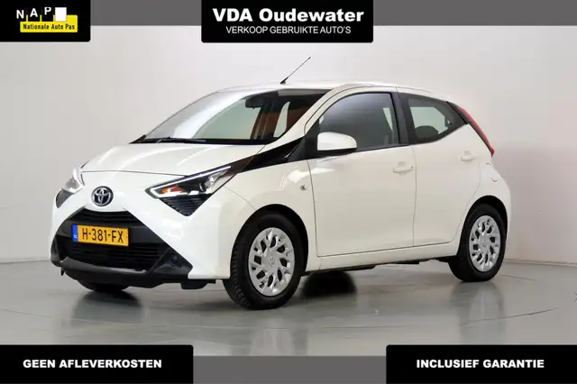Toyota Aygo 1.0 VVT-i X-play Navigatie