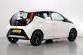 Toyota Aygo 1.0 VVT-i X-play LMV Navigatie Wit - thumbnail 2