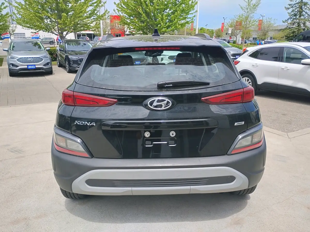 Hyundai KONA снимка Hyundai KONA