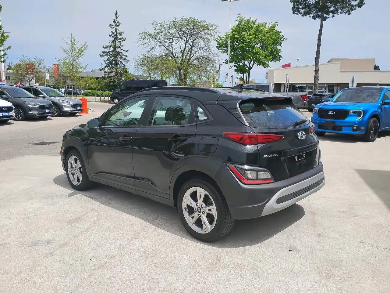 Hyundai KONA снимка Hyundai KONA