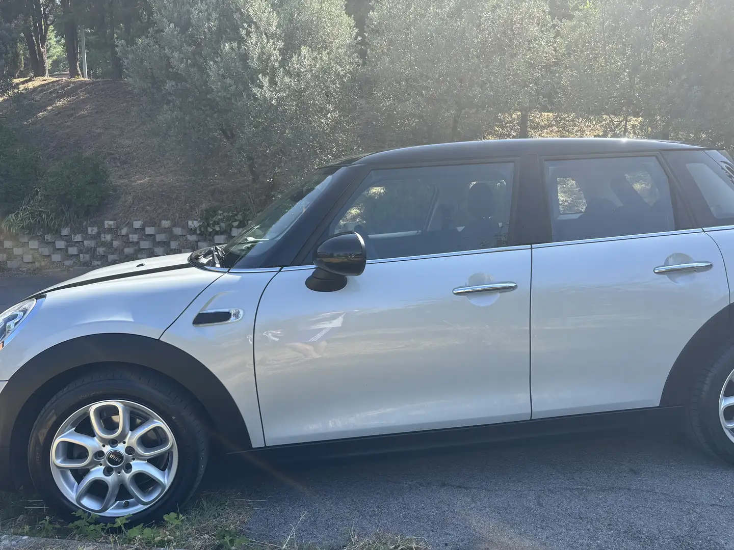 MINI Cooper D 1.5 Business 5p auto - 1
