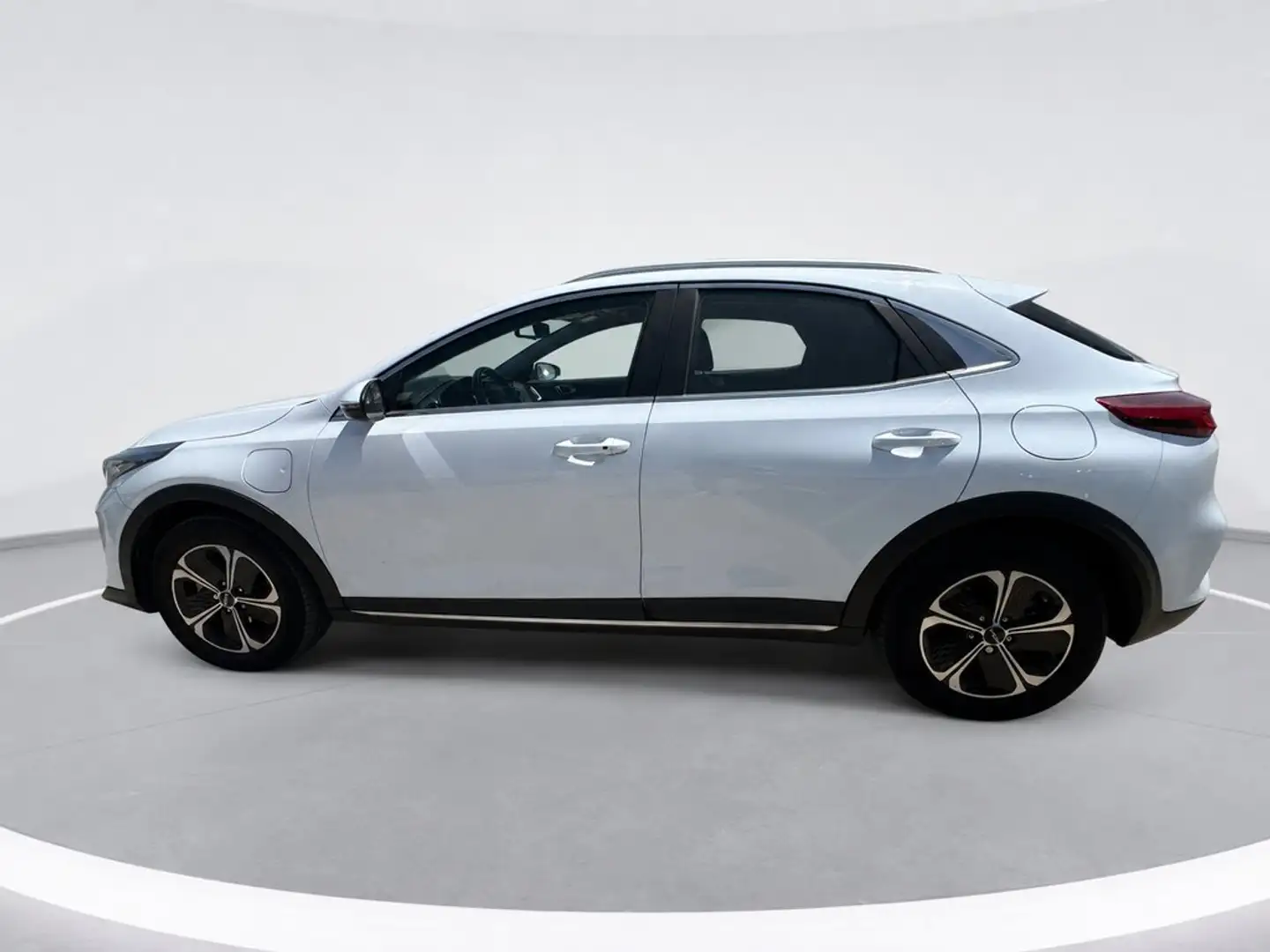 Kia XCeed 1.6 PHEV eDrive Aut. Blanco - 2