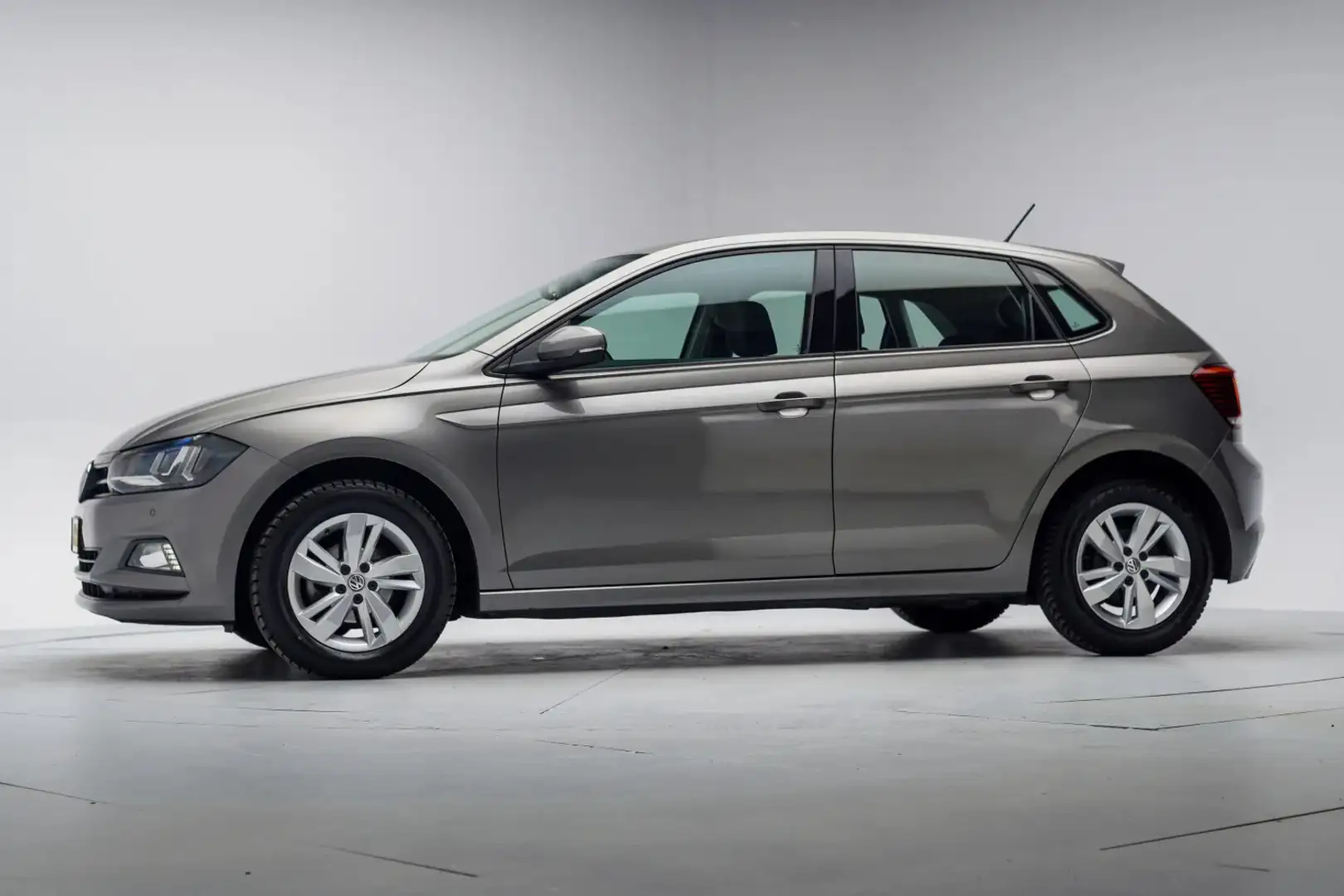 Volkswagen Polo 1.0 TSI Highline Business R[Adapt. Cruise Spiegelv Gris - 2