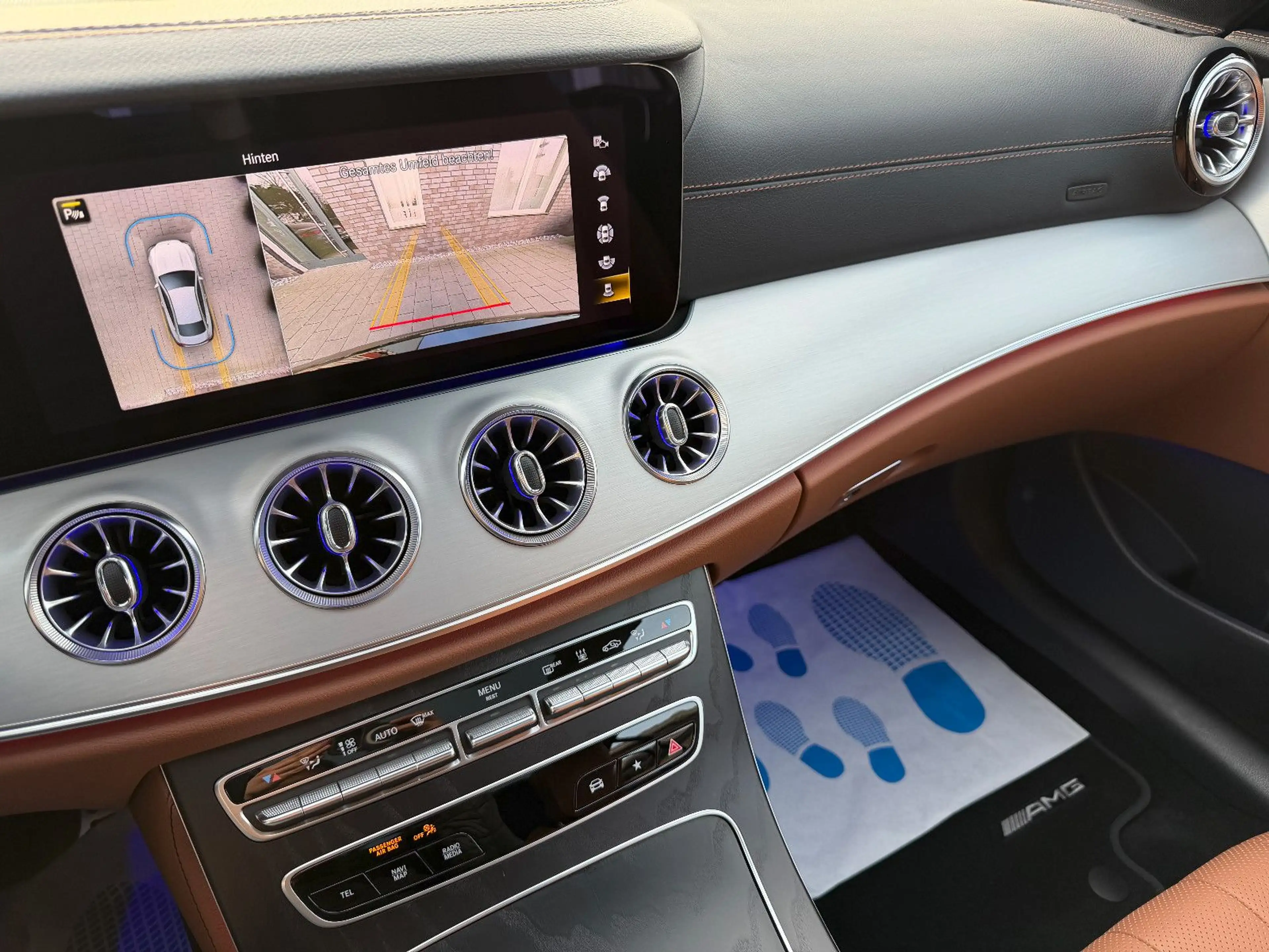 Mercedes-Benz E 450 COUPÉ /AMG/HEAD/PANO/360°/BURM./1.HAND — photo 14