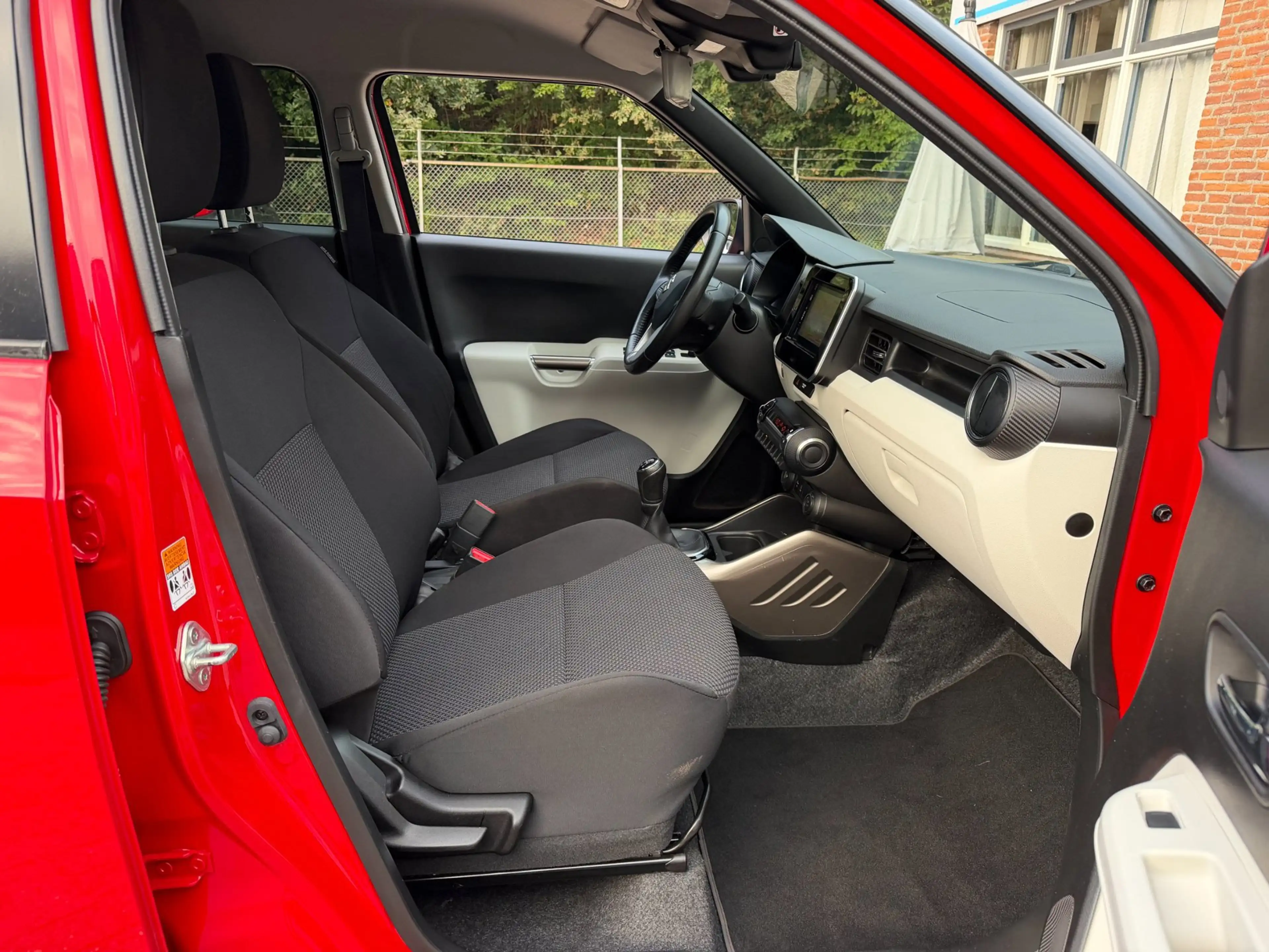 Suzuki Ignis 1.2 Stijl Smart Hybrid, Navi, Camera, Keyless, Cru — photo 8