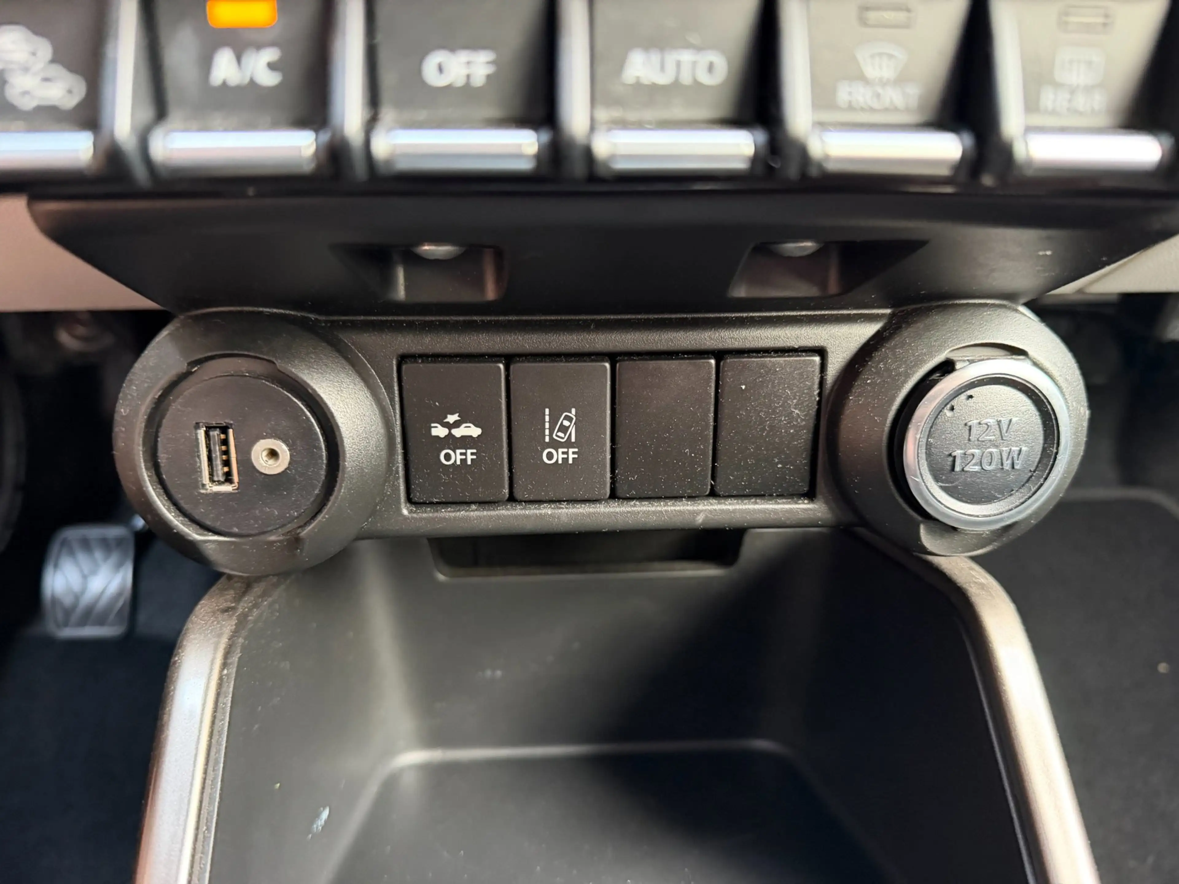 Suzuki Ignis 1.2 Stijl Smart Hybrid, Navi, Camera, Keyless, Cru — photo 16