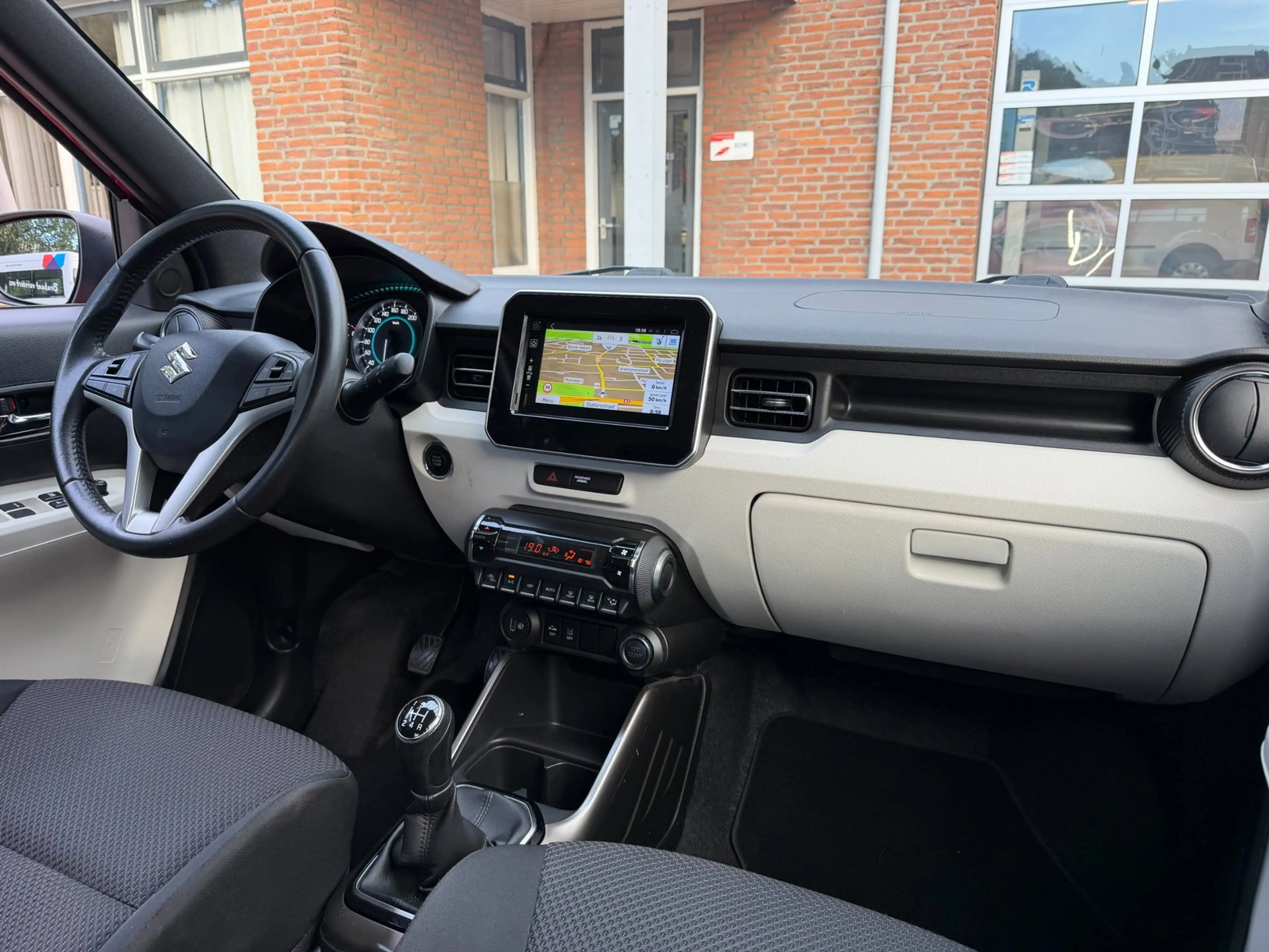 Suzuki Ignis 1.2 Stijl Smart Hybrid, Navi, Camera, Keyless, Cru — photo 9