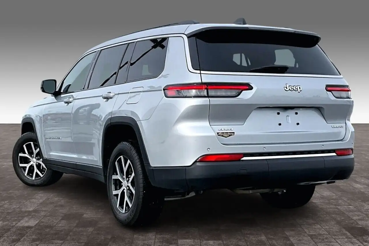Jeep Grand Cherokee снимка Jeep Grand Cherokee