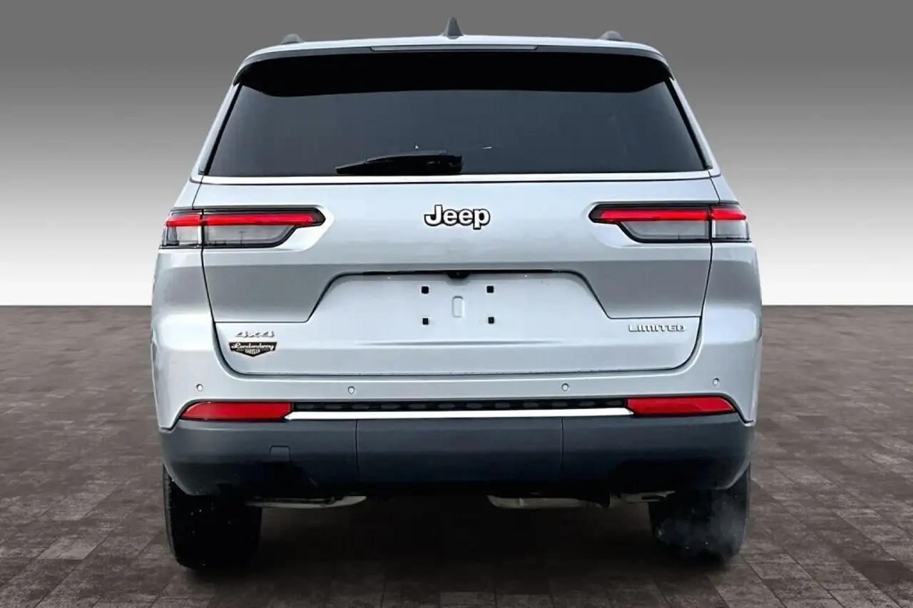 Jeep Grand Cherokee снимка Jeep Grand Cherokee