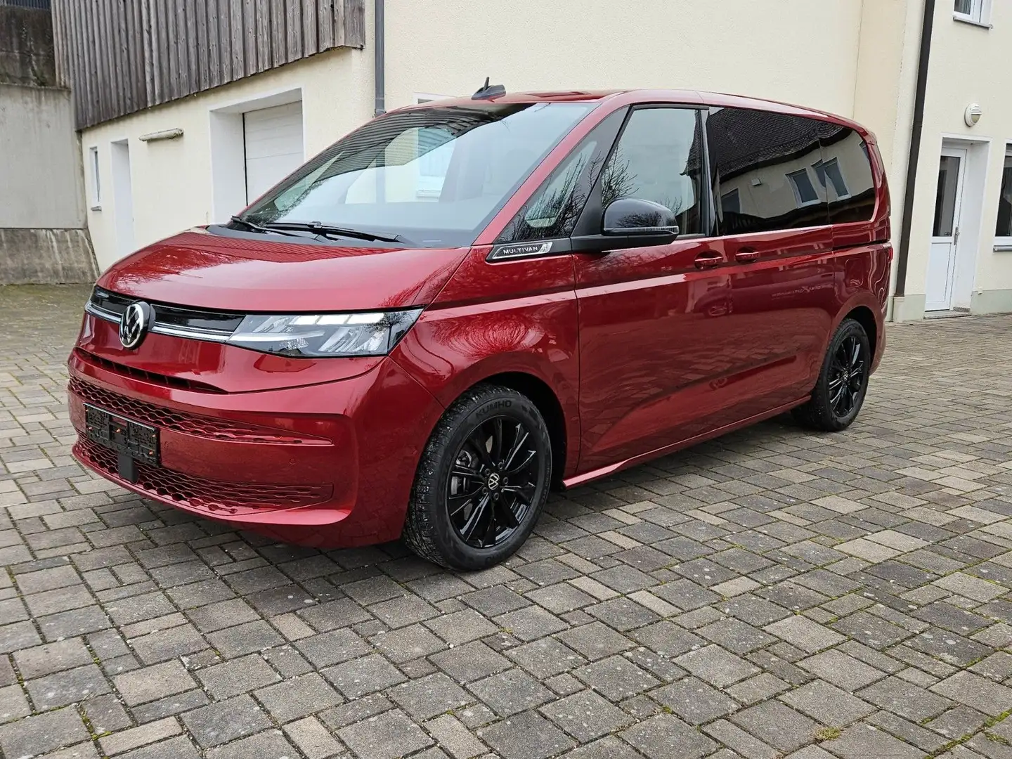 Volkswagen T7 Multivan 5J Gar. AHK ACC DCC StHzg. Kam 18` Rouge - 1