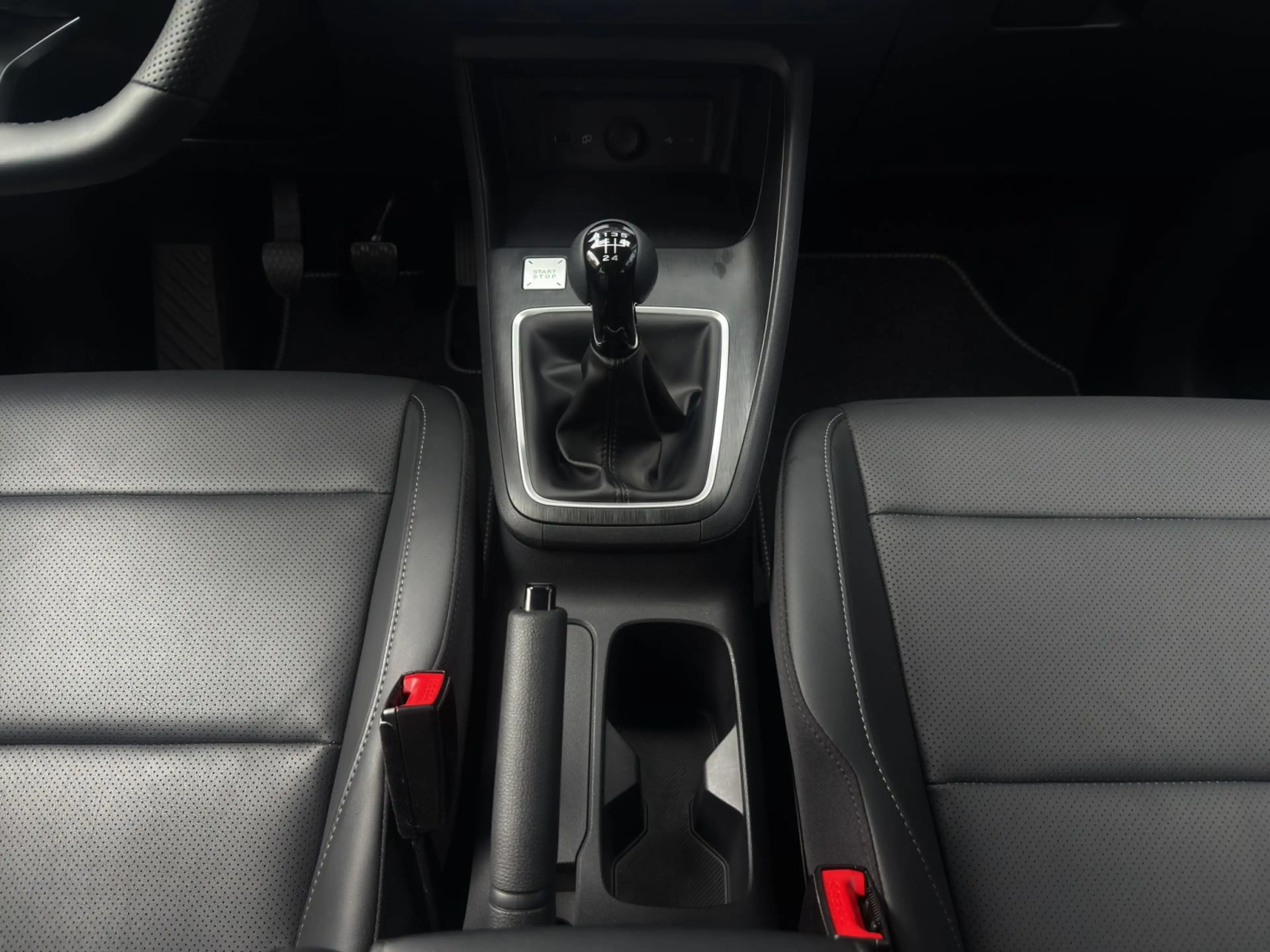 MG ZS ICE COMFORT LED NAVI 360 GRAD KAMERA PDC — photo 15