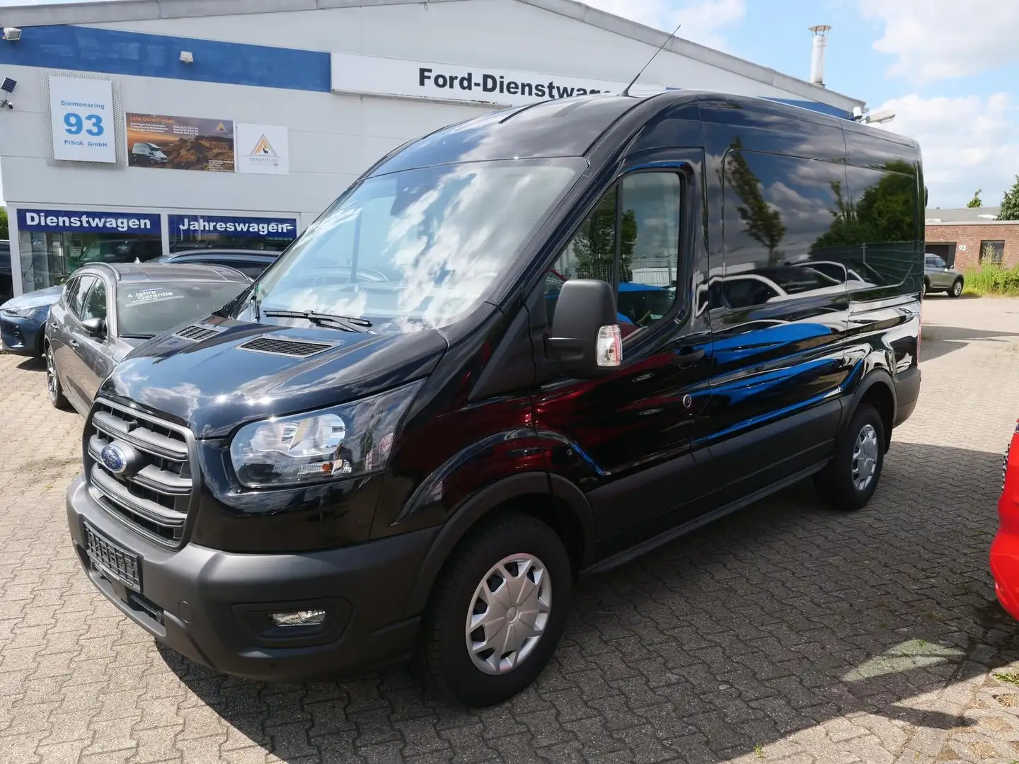 Ford Transit 350 L2H2 Trend Metallic AHK Schwarz - 1