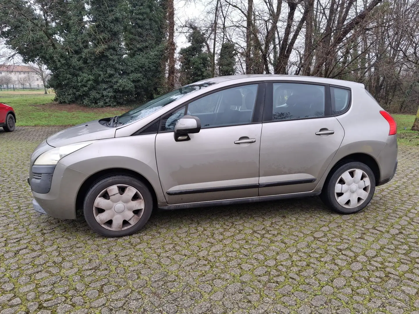 Peugeot 3008 1.6 vti 16v Access (premium) - 2