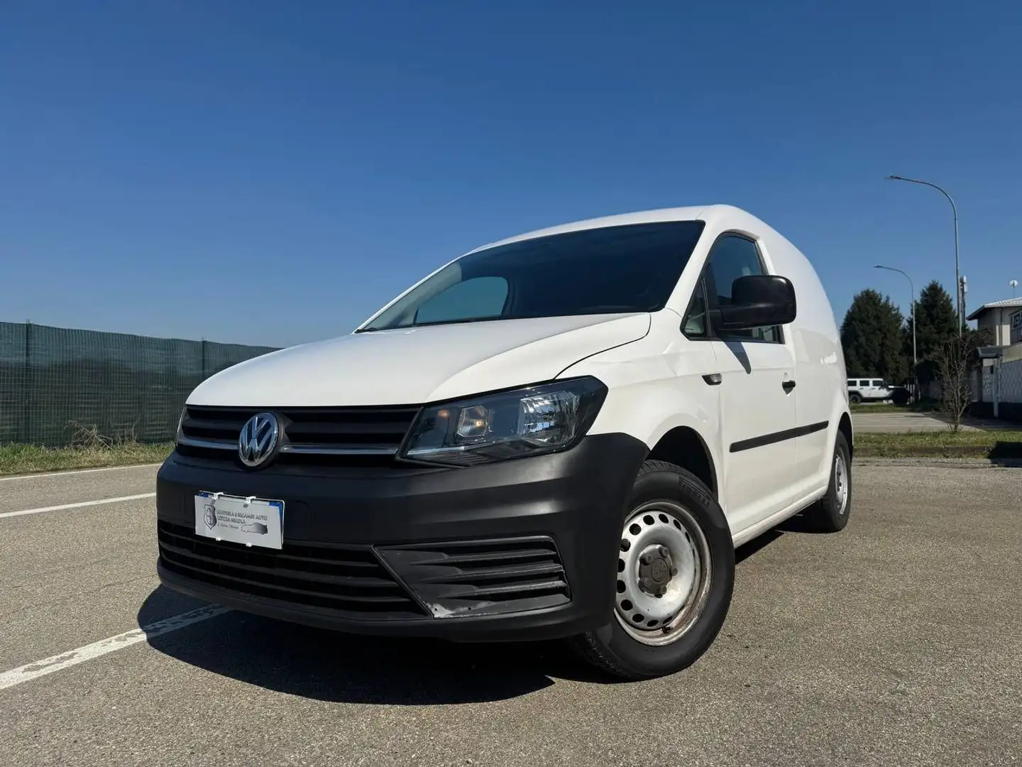 Volkswagen CADDY 2.0 TDI - 75 KW “2016”- VAN Bianco - 1