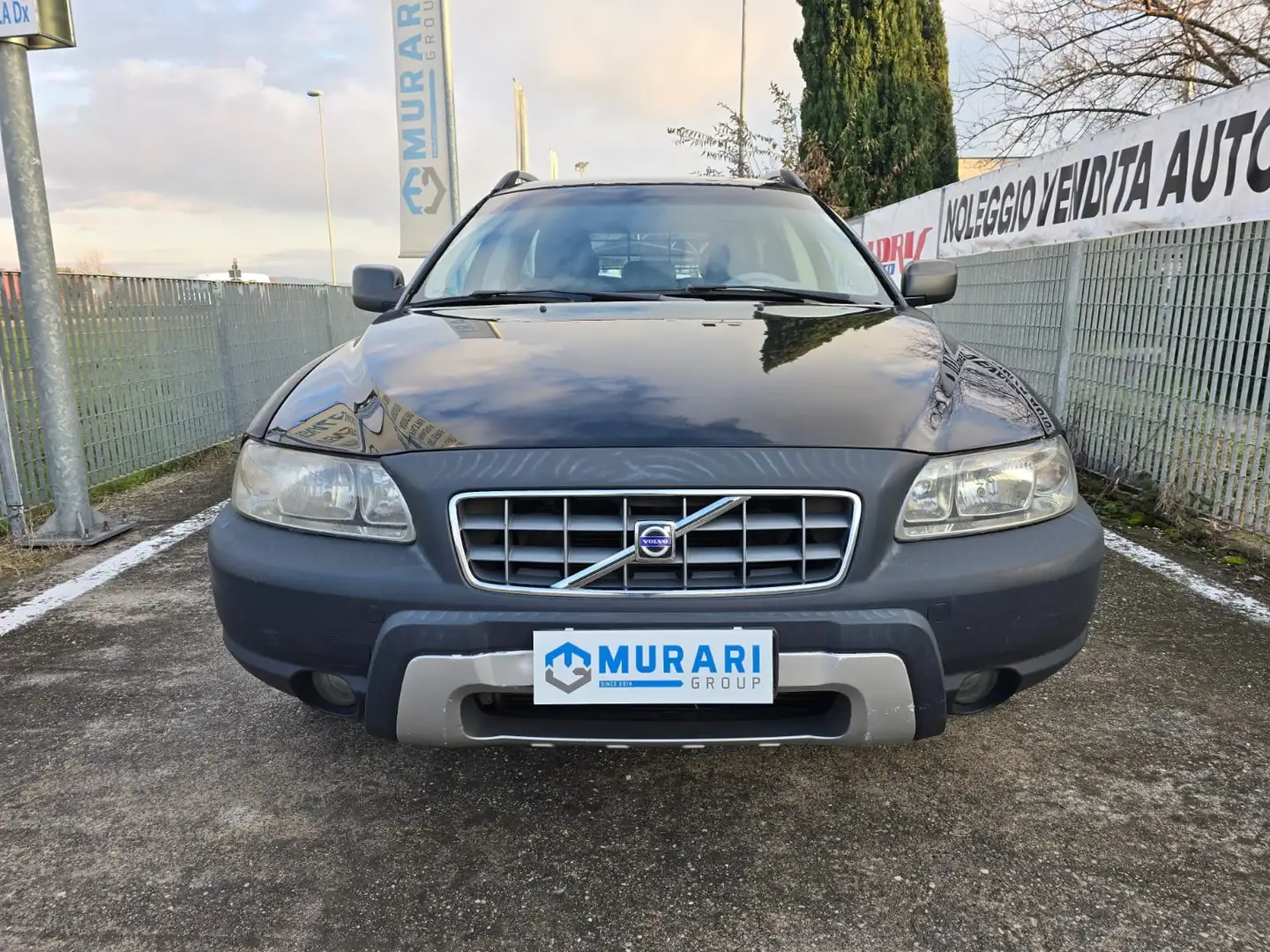 Volvo V70 V70 XC II 2004 V70-XC 2.4 d5 Momentum awd 185cv Nero - 2