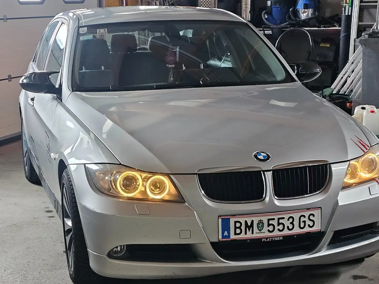 BMW 316 316i Österreich-Paket Gümüş rengi - 1