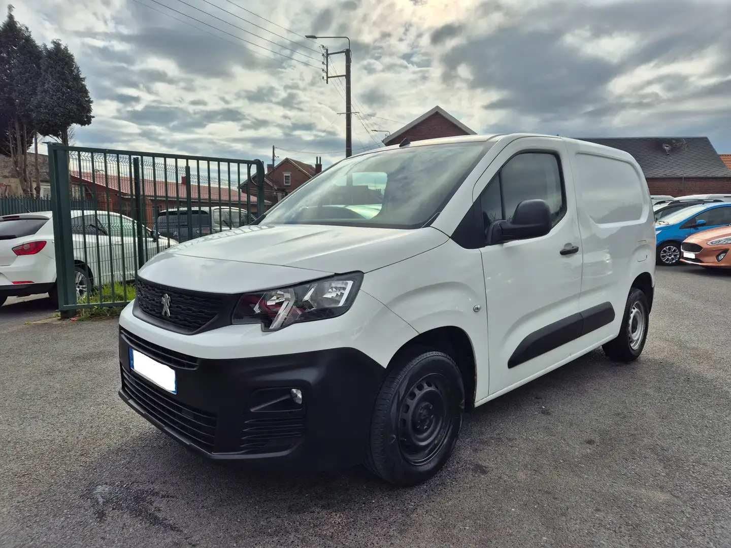Peugeot Partner PARTNER FOURGON STANDARD BLUEHDI 75 BVM5 PRO Blanc - 2