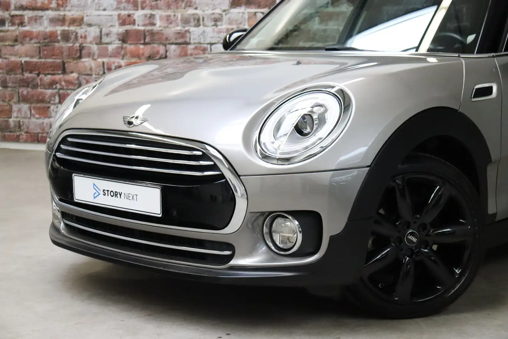 MINI Cooper Clubman Chili / Harman Kardon / Achteruitrijcamera / Cruis Grijs - 2