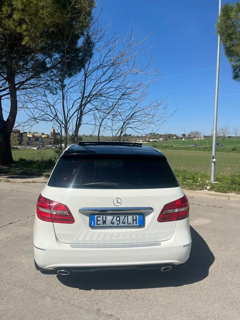 Mercedes-Benz B 200 cdi (be) Premium Bianco - 2