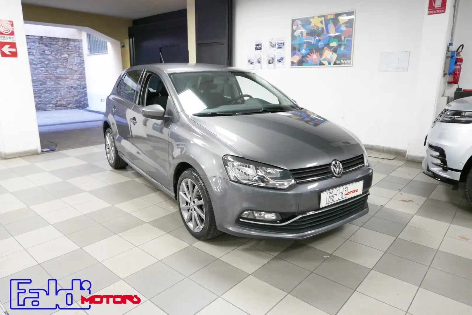 Volkswagen Polo 1.4 TDI 90 CV DSG 5p. Highline BlueMotion Technolo Grijs - 1