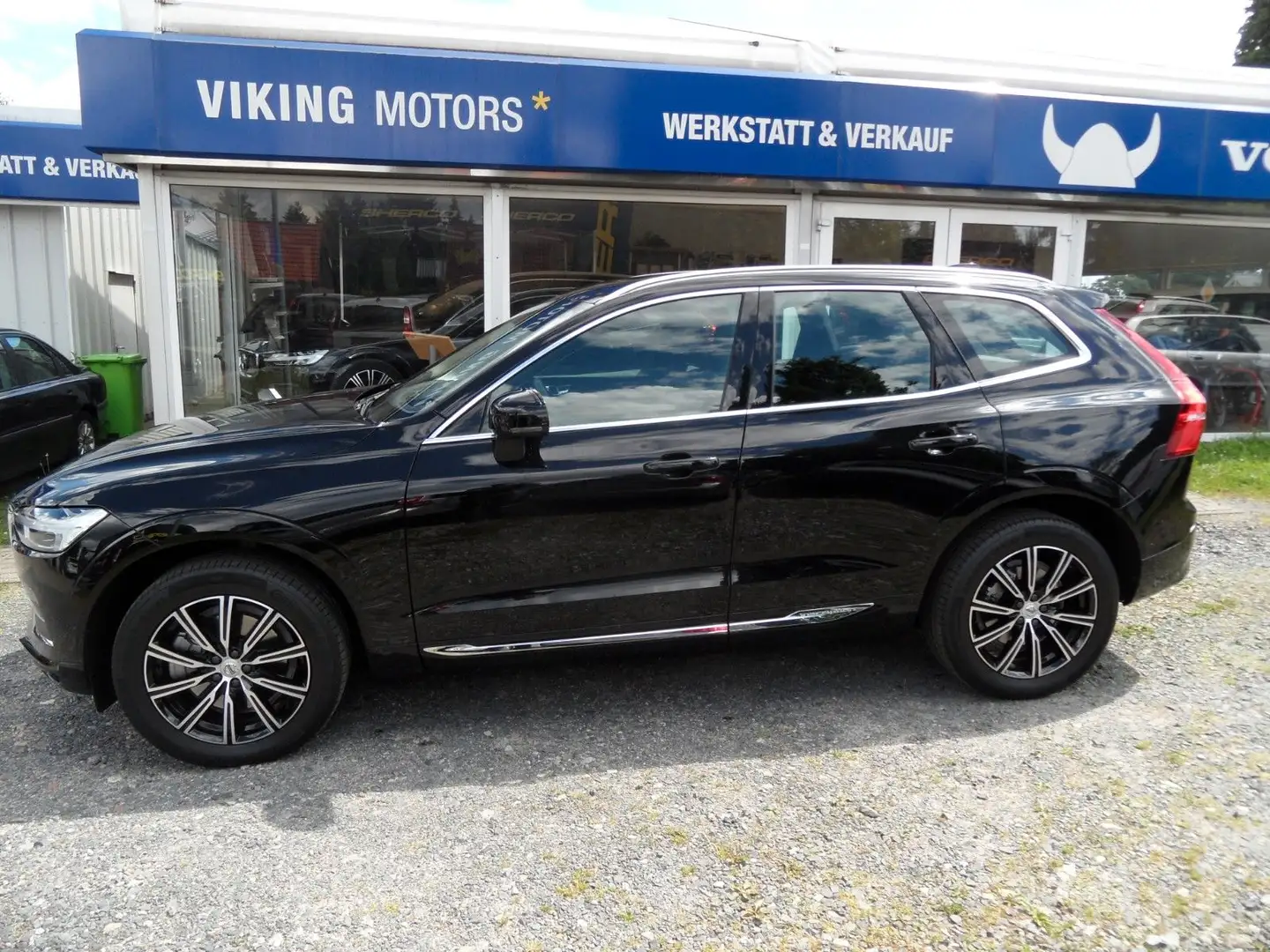 Volvo XC60 Inscription AWD Zwart - 2