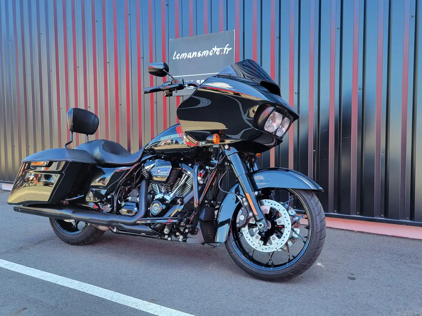 Harley-Davidson Road Glide Noir - 1