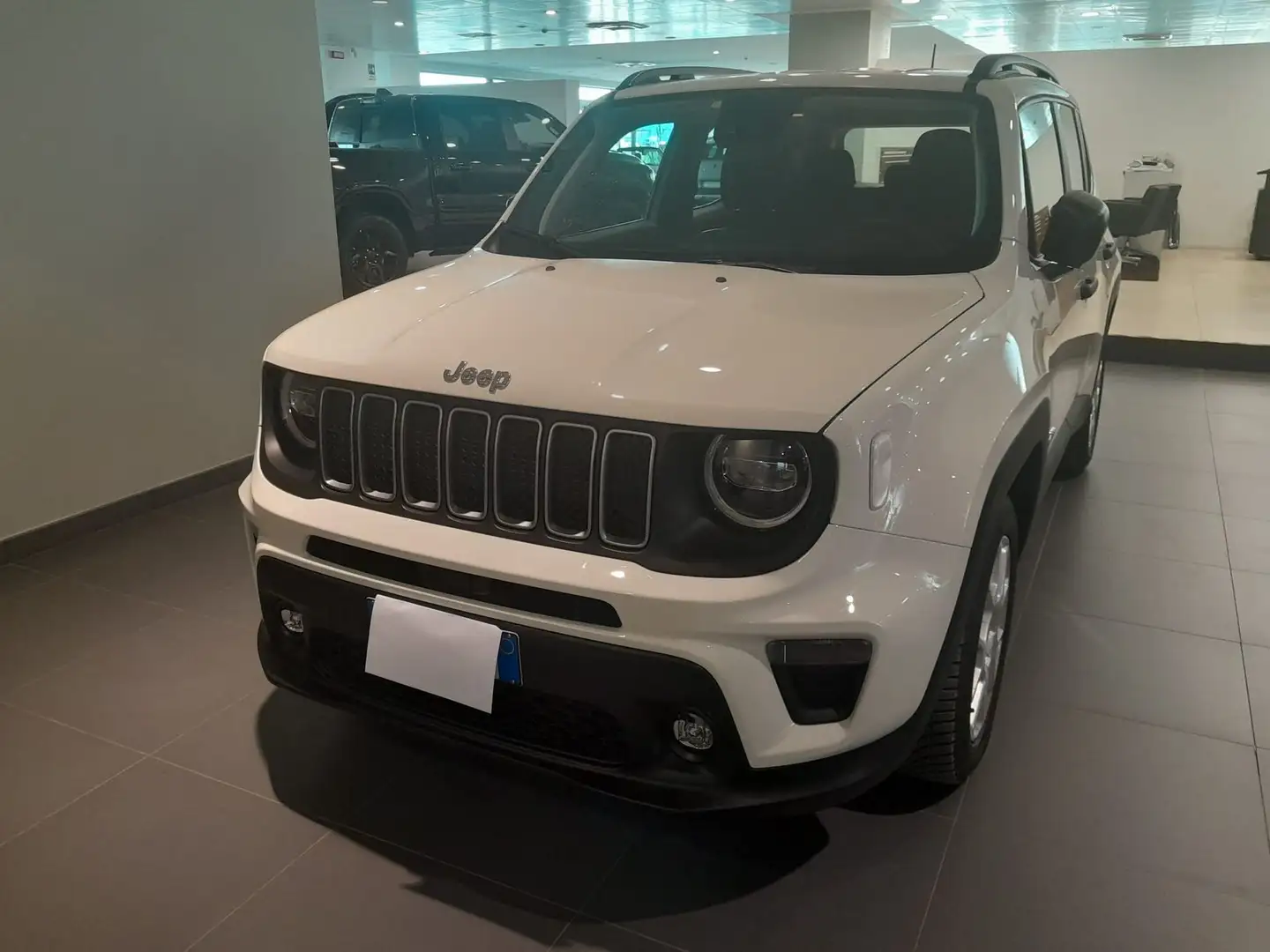 Jeep Renegade 1.5 turbo t4 mhev Altitude 2wd dct Bianco - 1