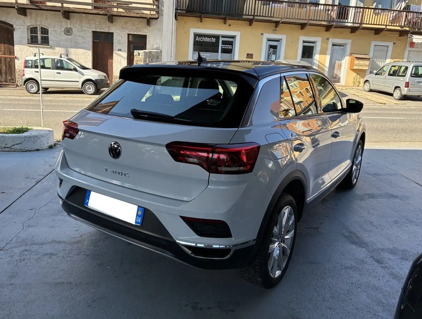 Volkswagen T-Roc 1.5 TSI EVO 150 LIFE BUSINESS DSG7 Weiß - 2