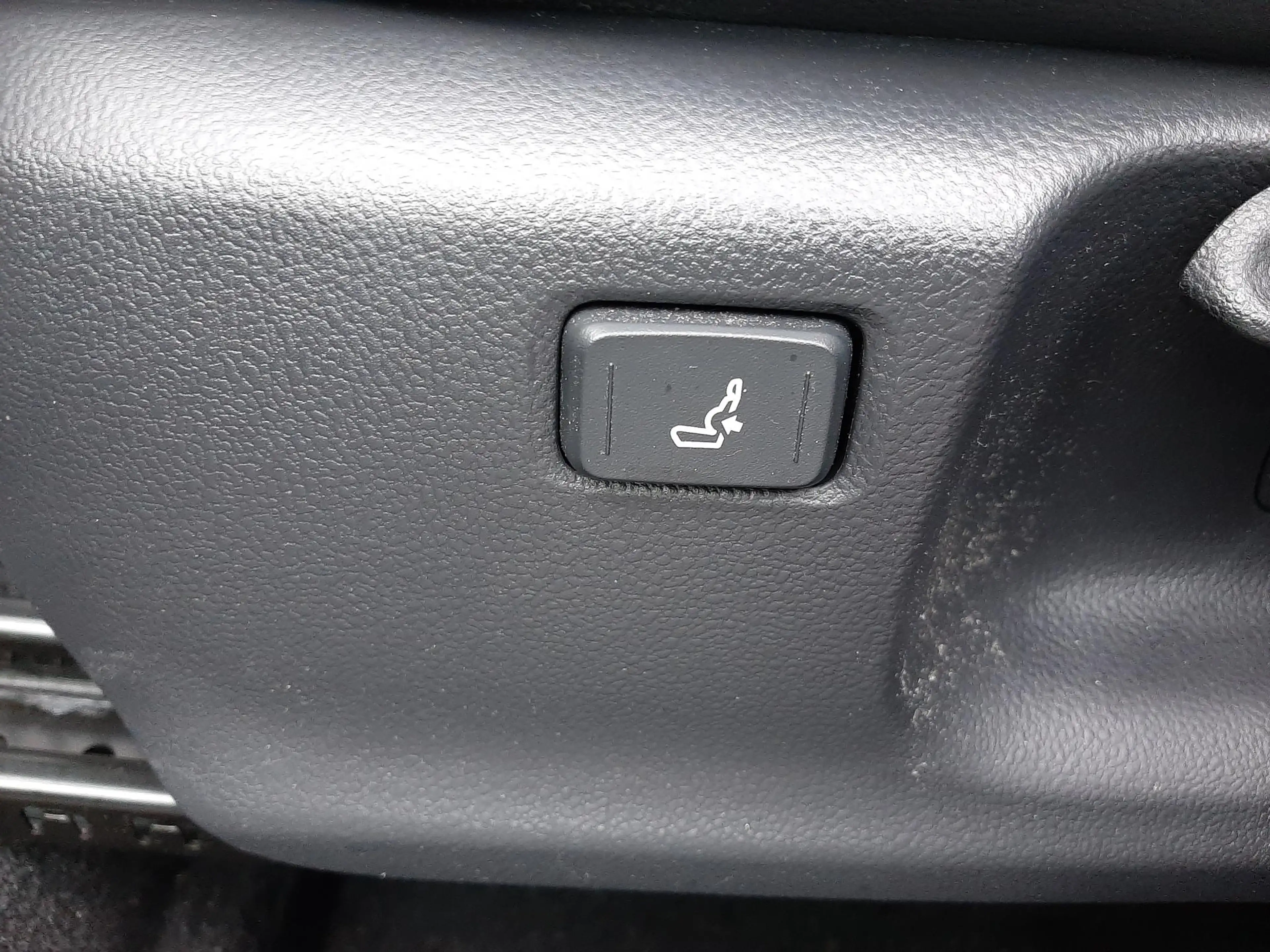 Toyota Corolla Cross 2.0 High Power Hybrid First Edition BLIND-SPOT ELE — photo 14