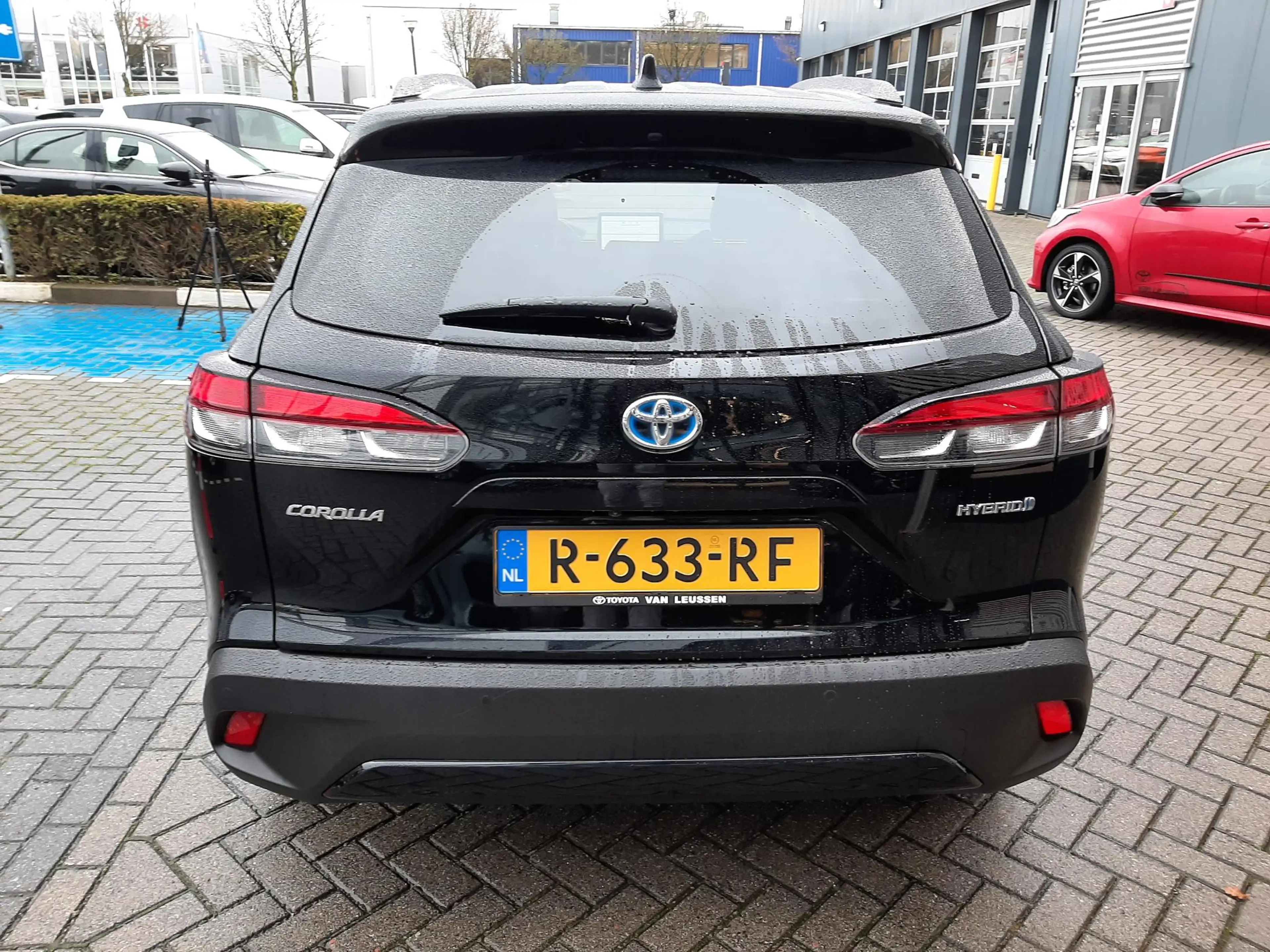 Toyota Corolla Cross 2.0 High Power Hybrid First Edition BLIND-SPOT ELE — photo 6