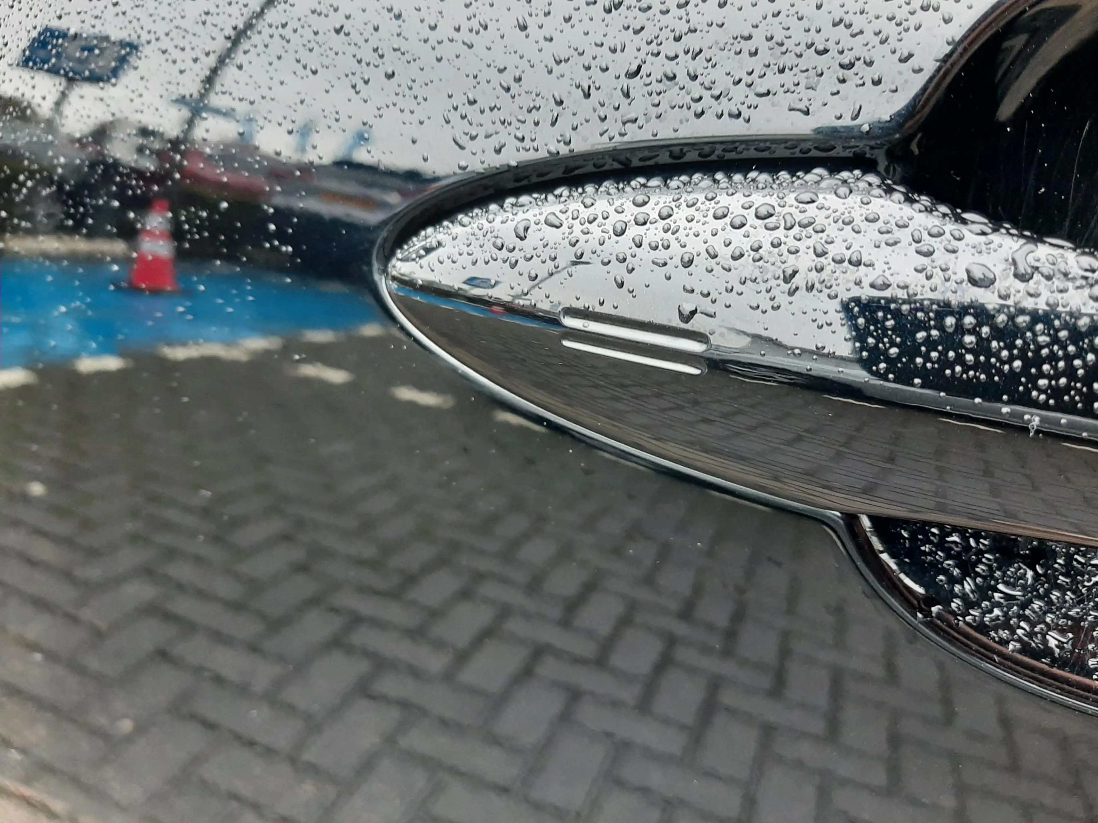 Toyota Corolla Cross 2.0 High Power Hybrid First Edition BLIND-SPOT ELE — photo 10