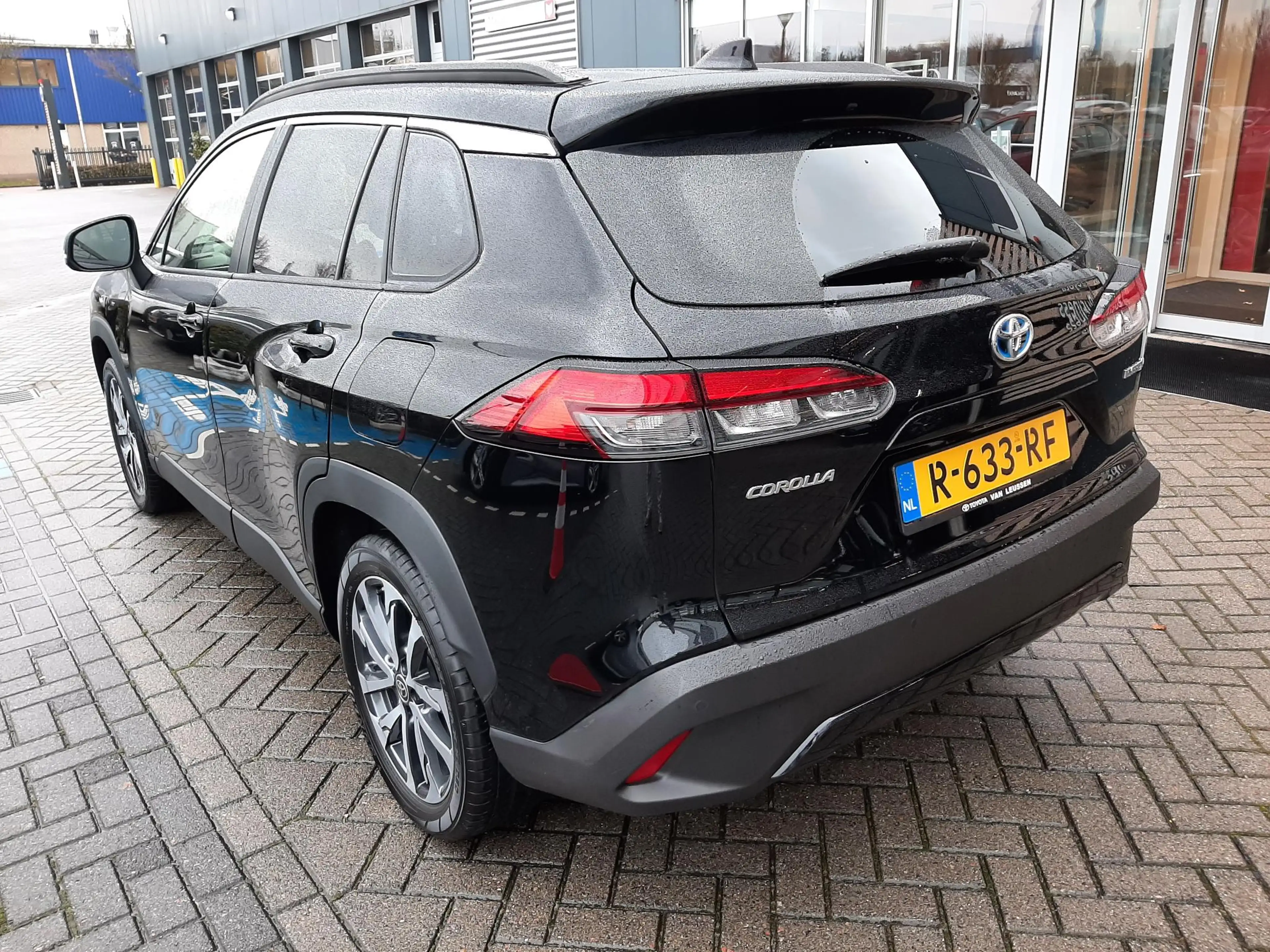 Toyota Corolla Cross 2.0 High Power Hybrid First Edition BLIND-SPOT ELE — photo 5