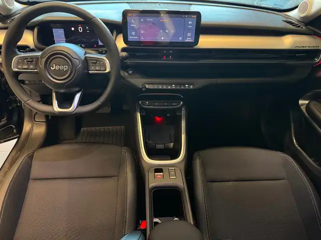 Jeep Avenger view 13
