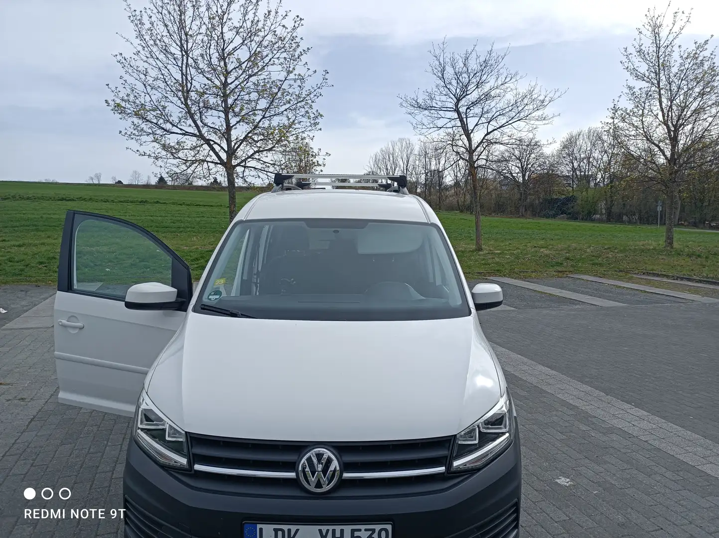Volkswagen Caddy Maxi Beach Weiß - 2