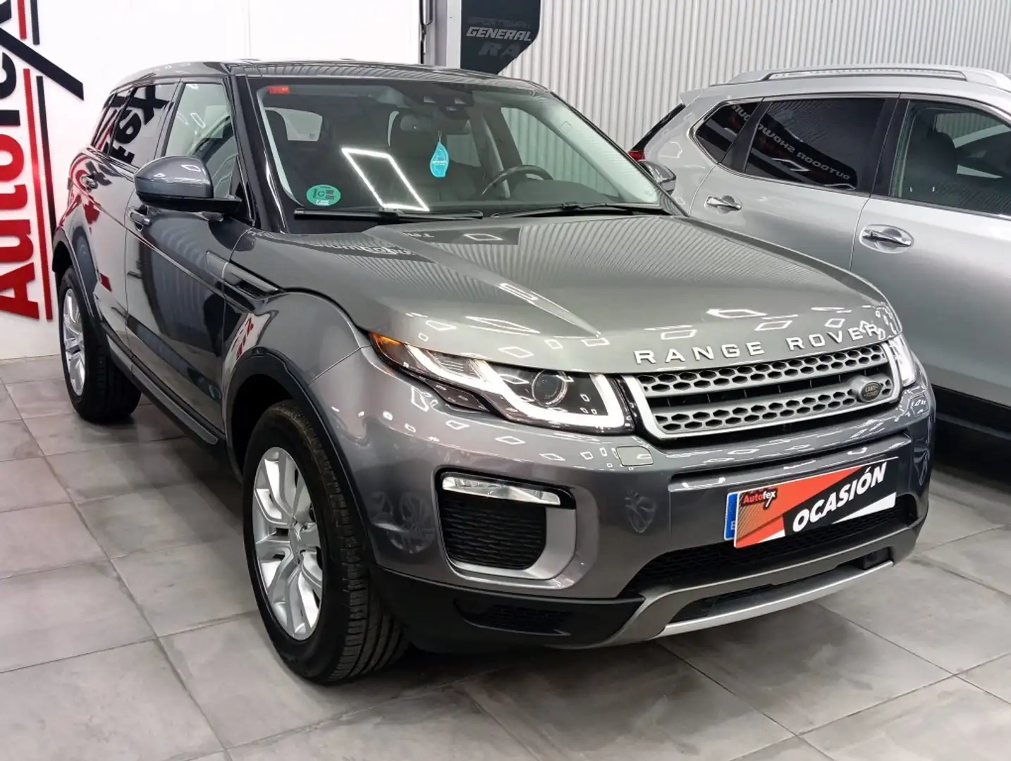 Land Rover Range Rover Evoque 2.0TD4 HSE 4WD Aut. 150 Grau - 2
