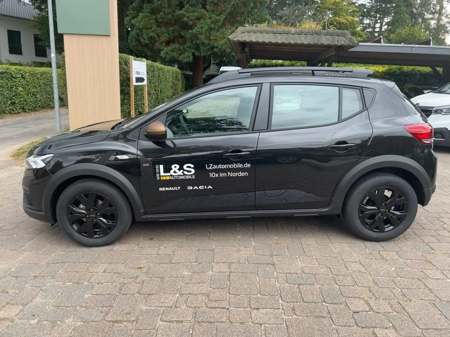 Dacia Sandero Stepway Extreme TCe 110 Noir - 2